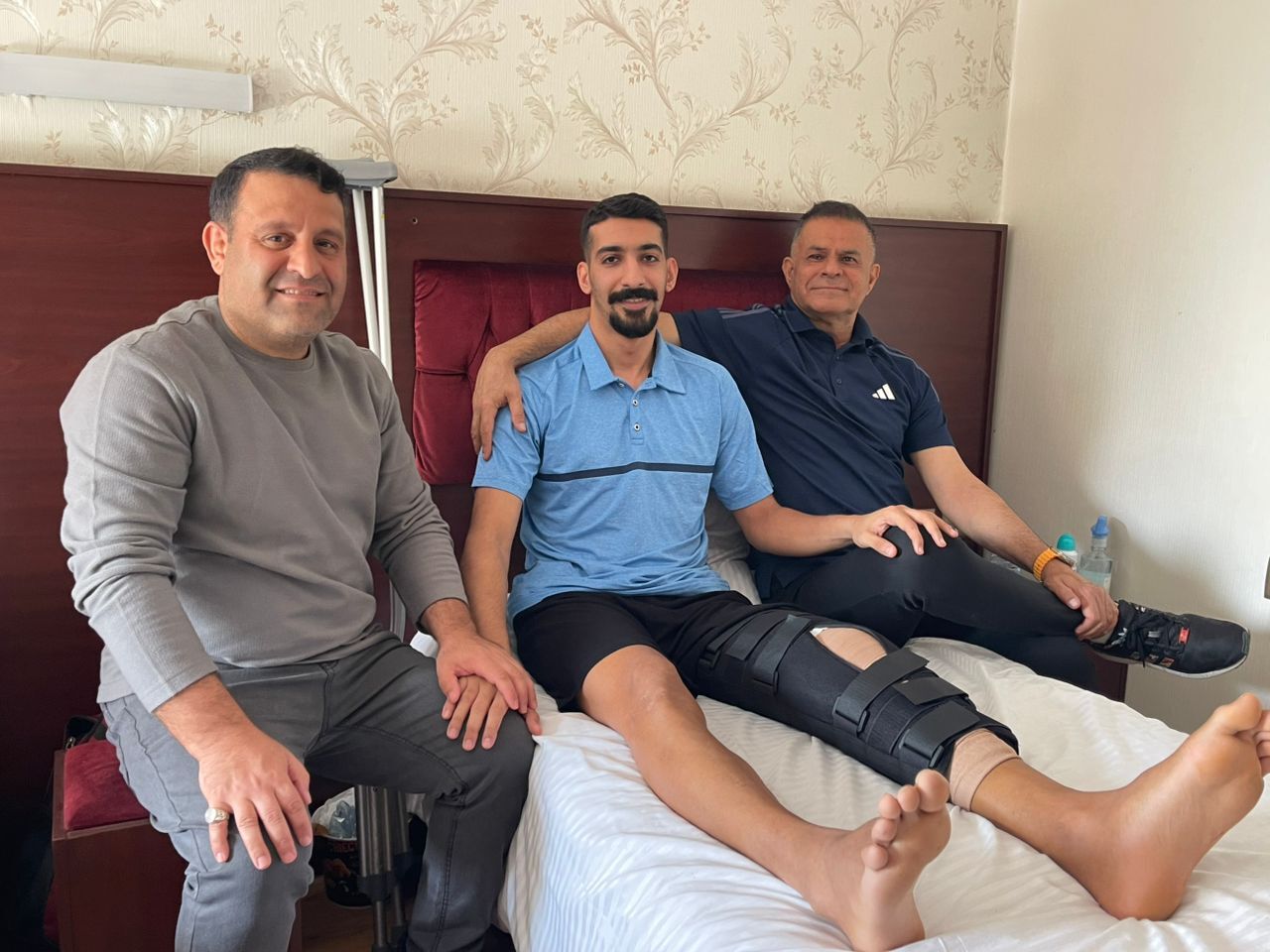 عیادت کادرفنی تیم ملی فوتبال ساحلی از امیری زاده عیادت کادرفنی تیم ملی فوتبال ساحلی از امیری زاده