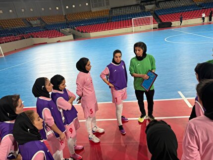 تمرین نخست تیم ملی فوتسال بانوان در مانیل برگزار شد