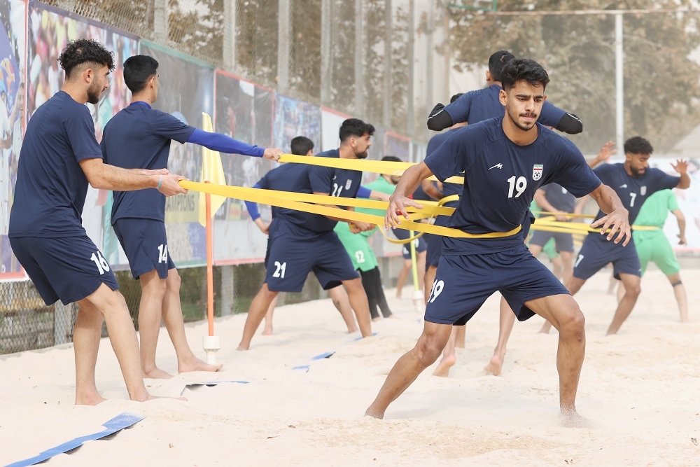 دعوت از 24 بازیکن برای شرکت در اردو