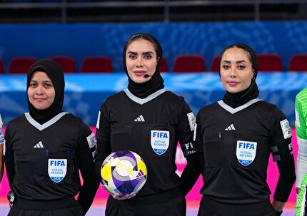 قضاوت دیدار تایلند  و فیلیپین در اختیار زری فتحی و گلاره ناظمی