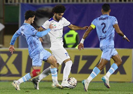 گزارش تصویری از دیدار تیم های چادر ملو و استقلال خوزستان