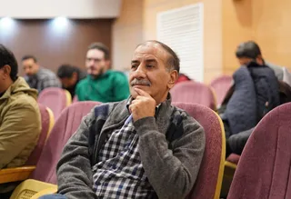 زبان ۲
