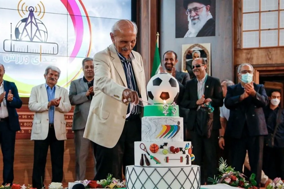 بر بال رادیو ورزش؛ صدای افتخار