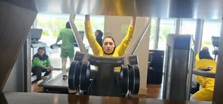 963