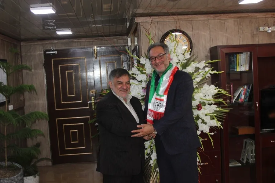 مدیرعامل ارم سبز، سفیر فرهنگی تیم های ملی فوتبال