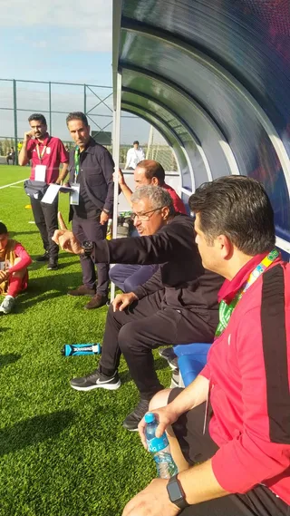 نونهالان 