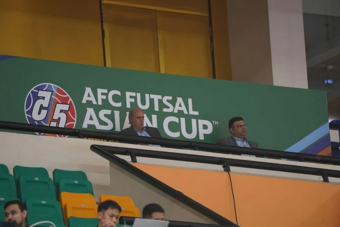 رئیس فدراسیون و نایب رئیس AFC تماشاگر صعود تیم ملی فوتسال ایران به جام جهانی