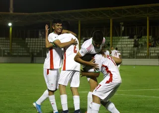 اولین بازی نوجوانان