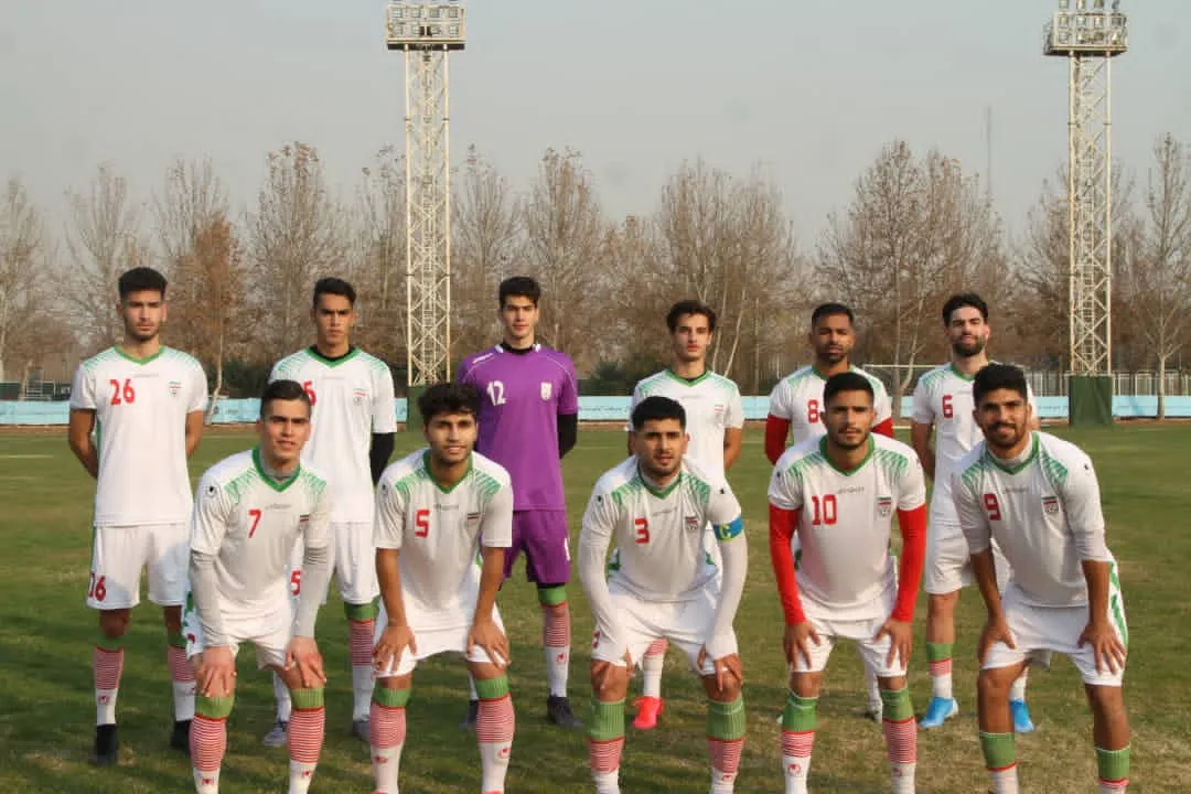 تيم ملى جوانان به مصاف سپاهان نوين مى رود