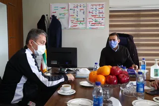 دیدار عزیزی خادم