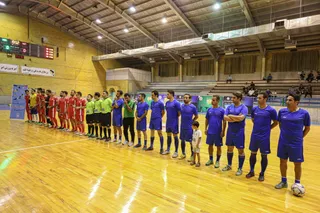 بازی دوستانه