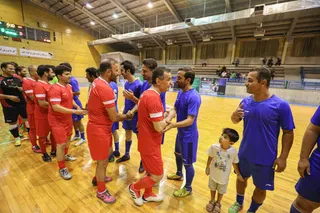 بازی دوستانه