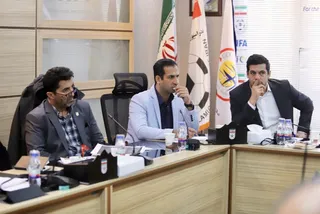 نشست هم اندیشی