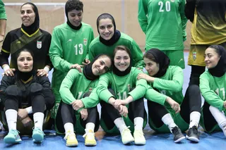 بانوان 