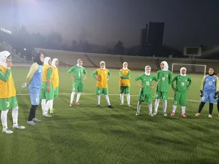 بانوان ۳
