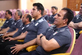 آموزش