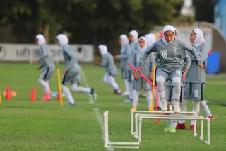 بانوان 1