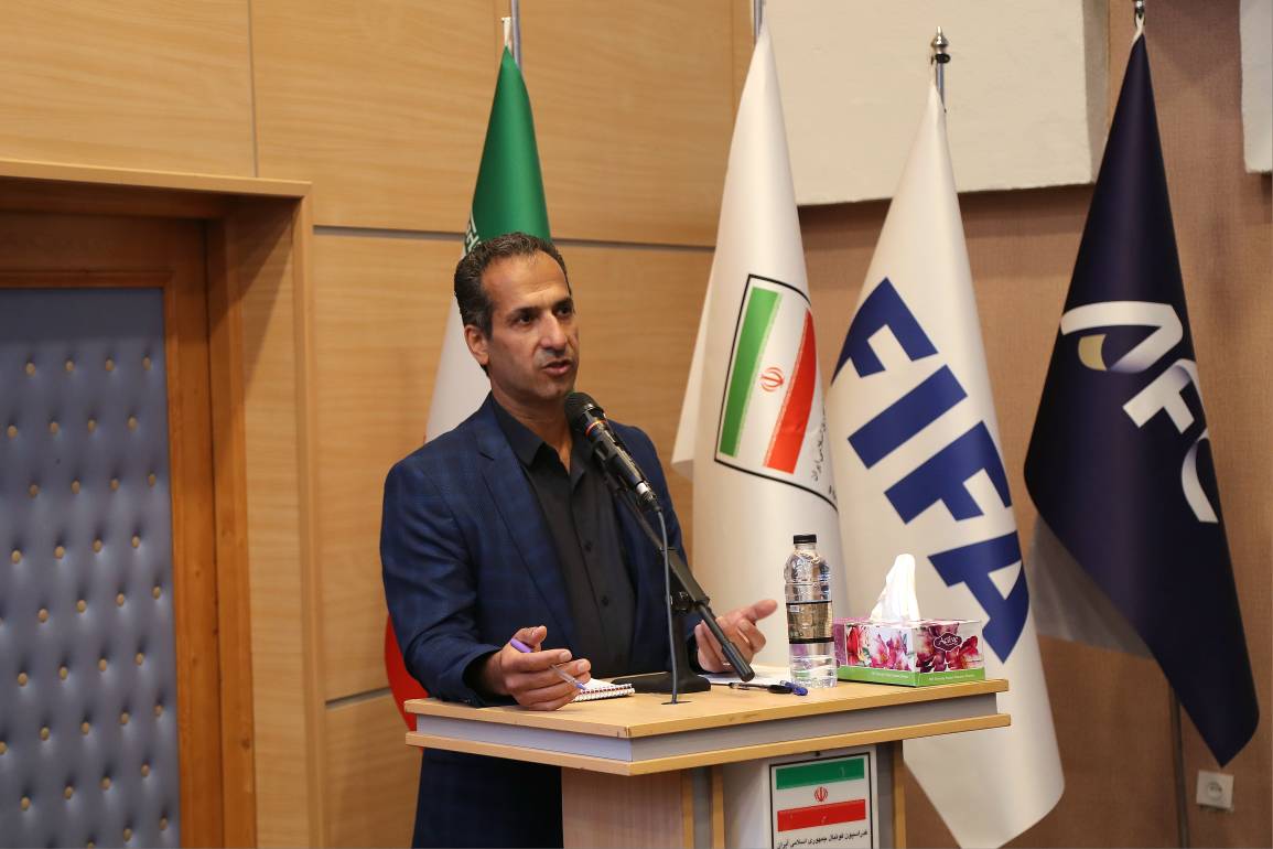 پرهیزکاری: احداث ساختمان جدید فدراسیون فوتبال گامی مهم برای توسعه زیرساختهای فوتبال کشور است پرهیزکاری: احداث ساختمان جدید فدراسیون فوتبال گامی مهم برای توسعه زیرساختهای فوتبال کشور است