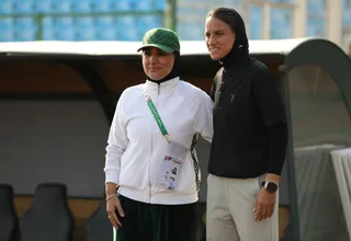 دربی بانوان 