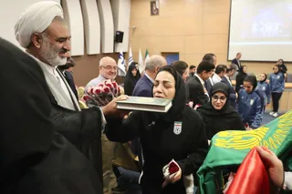 ج۹۸۸