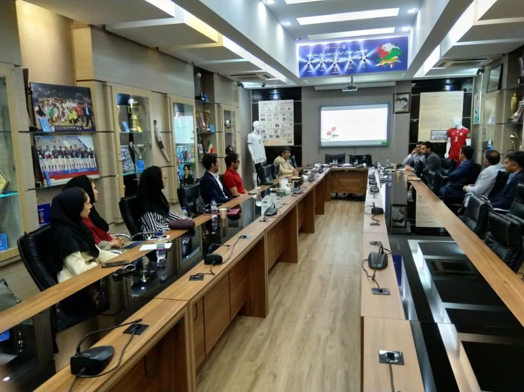  برگزاری جلسه روانشناسی کادر پزشکی تیم های ملی فوتبال