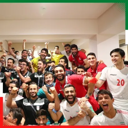 رختکن تیم ملی قبل و بعد از بازی با عراق