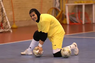 999