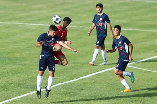 بازی دوستانه
