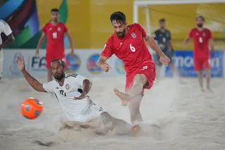 ساحلی با امارات