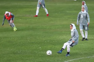 بانوان 1