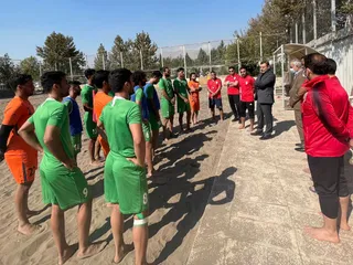 ساحلی 