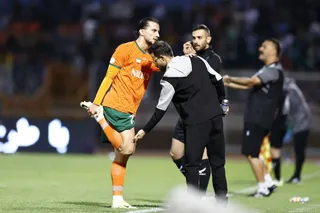 مس
