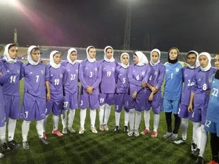 تر