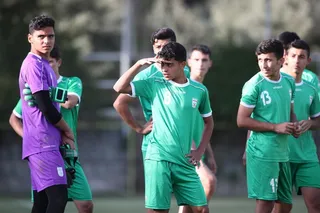 زیر 15 سال