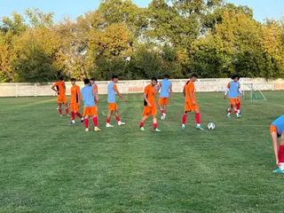 جج