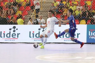 فوتسال بزرگ