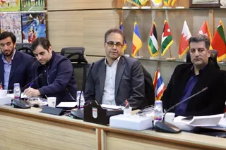 نشست هم اندیشی