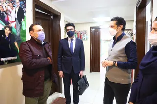 دیدار عزیزی خادم