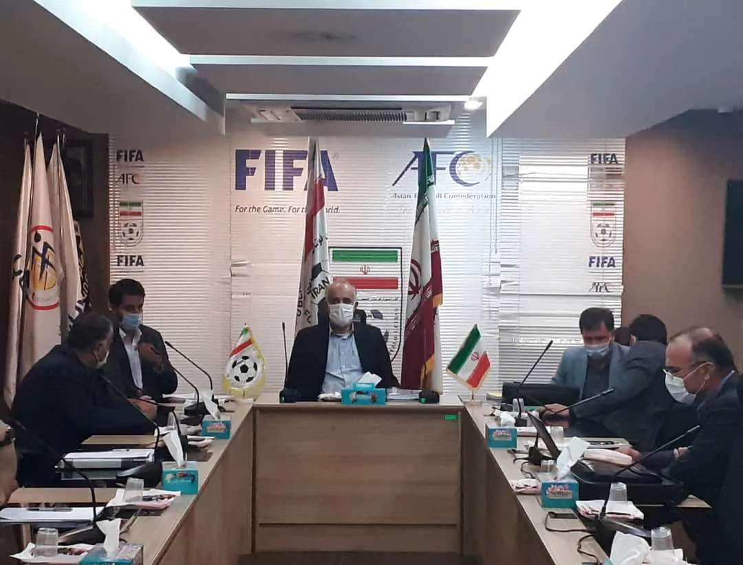 برگزاری نشست حقوقی با حضور دبیرکل فدراسیون