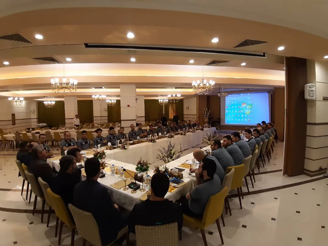 دوره یک روزه داوران لیگ برتر فوتسال برگزار شد