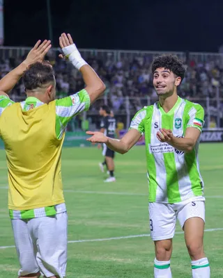 پیکان