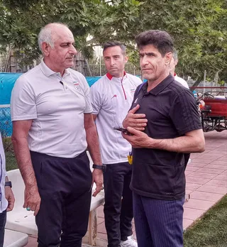 دوستانه