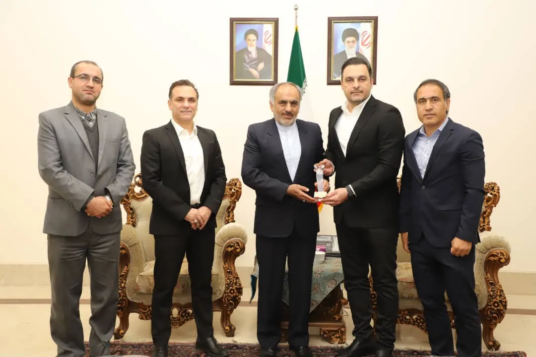 دیدار ماجدی، مهدوی کیا و محمدی با سفیر ایران در سفارت