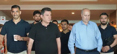 گزارش روزنامه لس‌آنجلس تایمز از بدرقه تیم ملی از «تیخوانا به لس‌آنجلس»