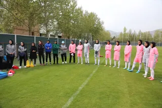 بانوان ۳