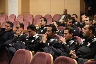 داوران پشت دروازه