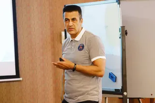 مرحله دوم کلاس مربیگری درجه A در هتل آکادمی فوتبال در حال برگزاری است.
