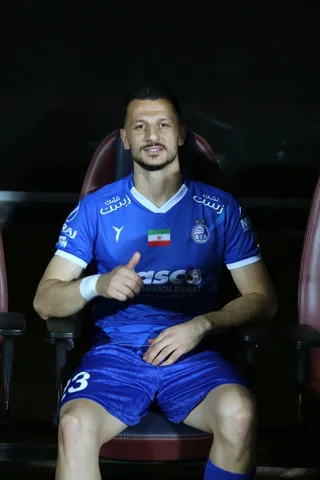 استقلال