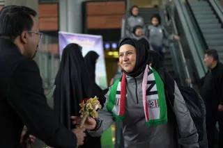 بازگشت بانوان