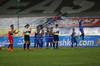 پرسپولیس و استقلال